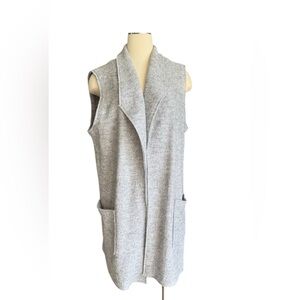 Tahari, Women’s Vest, Size XL, gray.